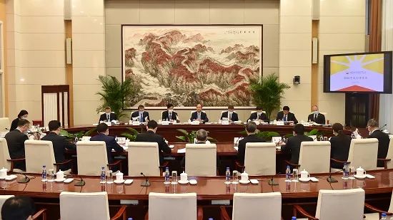 習近平首次提出：支持有條件的企業率先碳達峰！-